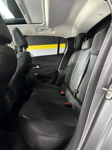 PEUGEOT 208 BLUE HDI