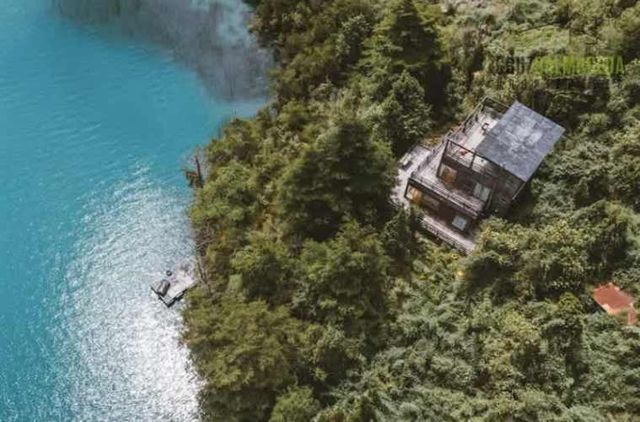 CASA Orilla Río Puelo Bajo