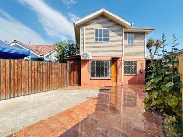 Casa en venta Lampa, Valle Grande