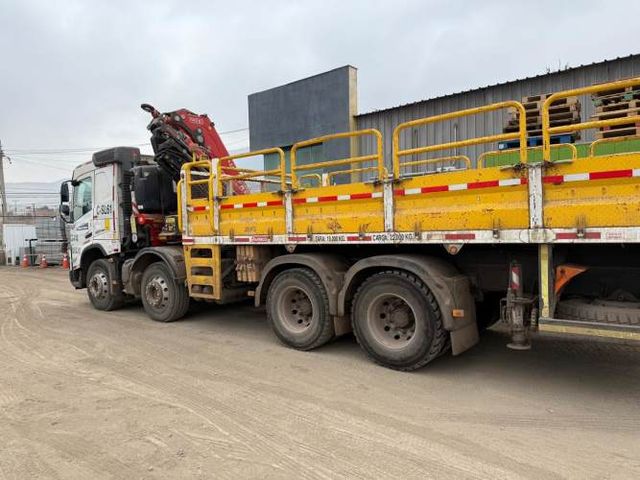 Arriendo Camión Pluma 14 ton acreditado Diario/ Mensual con y sin operador – AUTEM Ingenieros