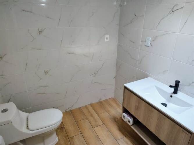 LOCAL COMERCIAL Sepulveda Leyton con Exposicion