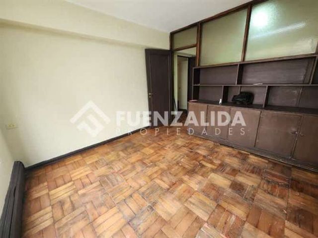 OFICINA San Antonio / Merced