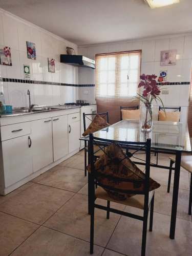 HABITACIÓN CON BAÑO PRIVADO LA FLORIDA