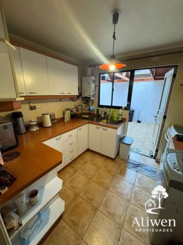 Se Vende Hermosa Casa Esquina – San Pedro de la Paz