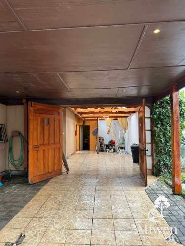 Se Vende Hermosa Casa Esquina – San Pedro de la Paz