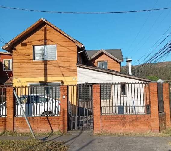 Hermosa casa esquina en Villa Doña Magdalena – Chiguayante