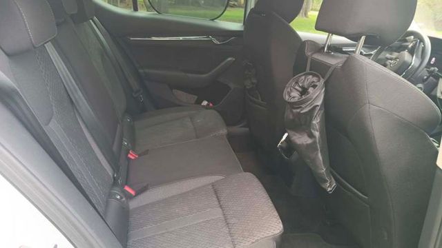 SKODA OCTAVIA TSI Style 2022 Full