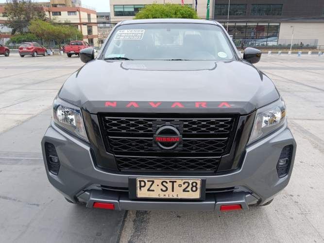 Nissan Navara 2021, 4x4 - Diesel, excelente estado.