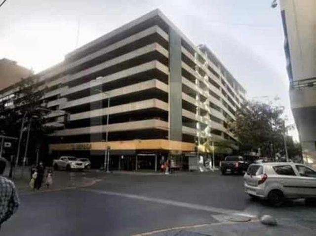 ESTACIONAMIENTO Merced & Miraflores