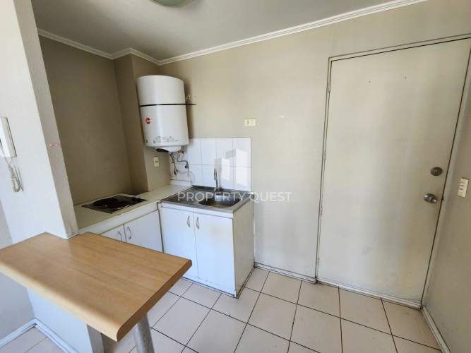 ARRIENDO DEPTO 1D+1B A PASOS USS (127458)