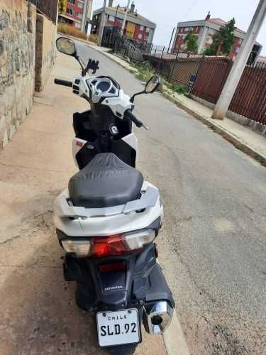 Honda Elite 125FI Inyectada