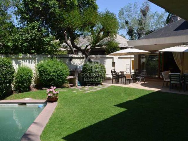 Casa Escrivá de Balaguer a metros del Club de Polo