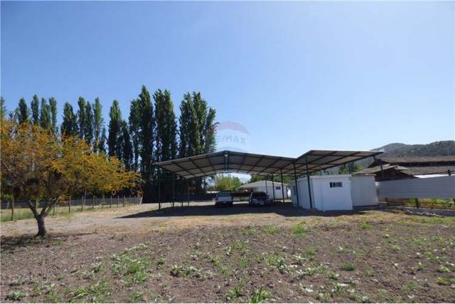 Oportunidad  terreno uso comercial y habitacional