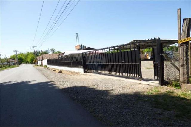 Oportunidad  terreno uso comercial y habitacional