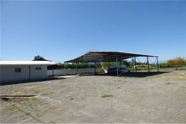 Oportunidad  terreno uso comercial y habitacional