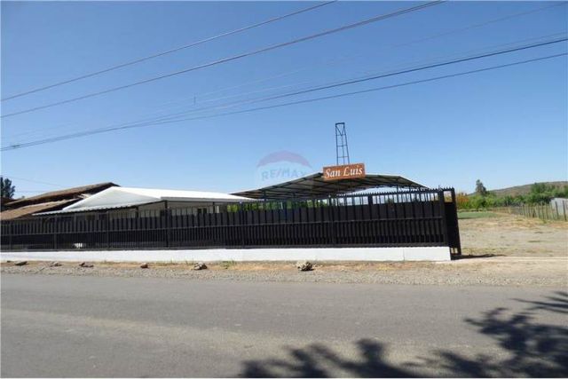 Oportunidad  terreno uso comercial y habitacional