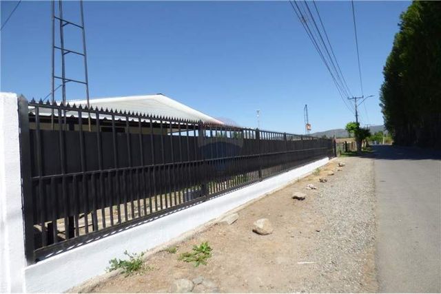 Oportunidad  terreno uso comercial y habitacional