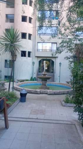 Departamento en venta c/ estacionamiento en San Isidro