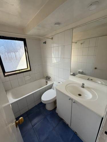 Departamento en venta c/ estacionamiento en San Isidro