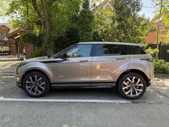 Land Rover Evoque Dynamic SE R (2024)