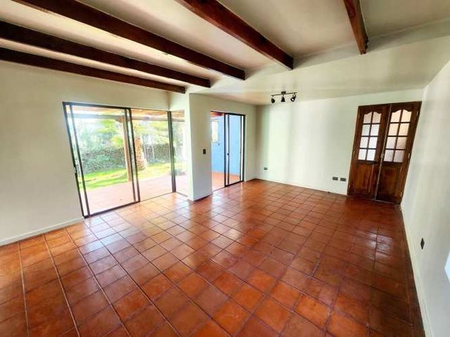 Tu casa como nueva con parque privado (126703)