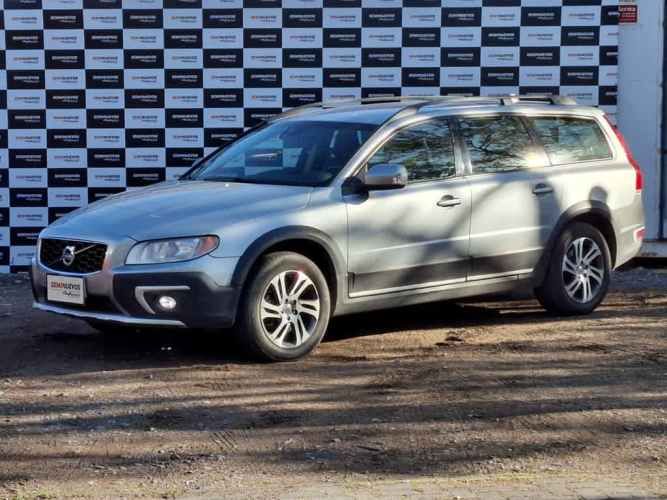 VOLVO XC70 2015