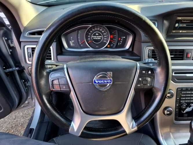 VOLVO XC70 2015