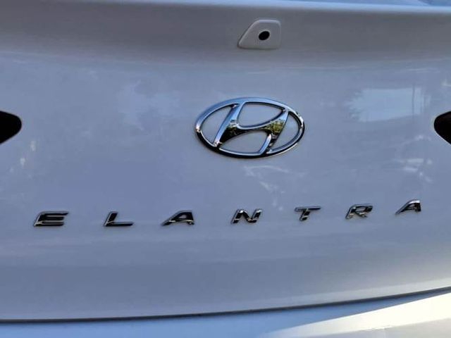 HYUNDAI ELANTRA 2021