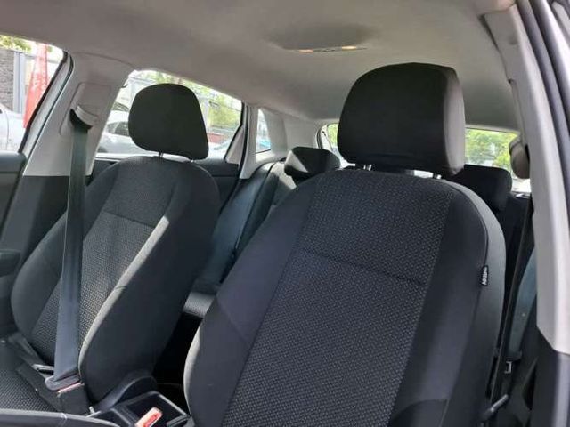 VOLKSWAGEN POLO 2023