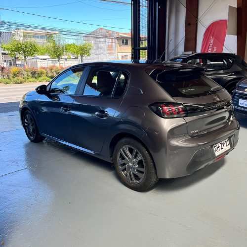 Peugeot 208 1.2 Active 2022