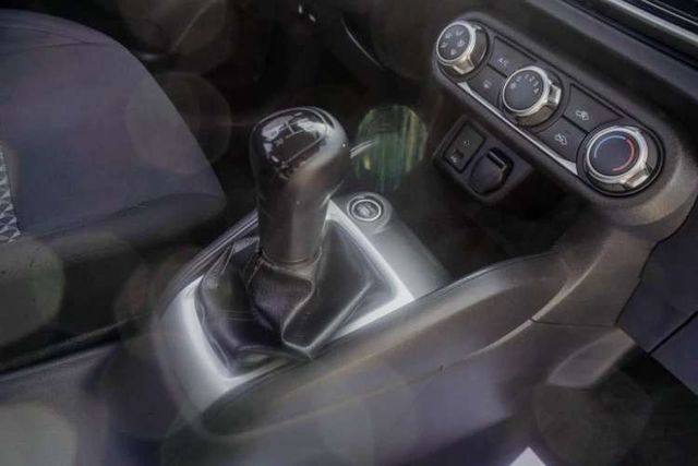 NISSAN VERSA SENSE 1.6. 2021