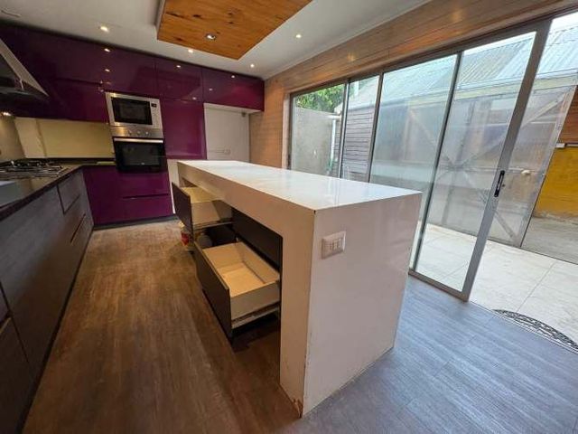 Casa 2 dormitorios amplila cocina (127621)