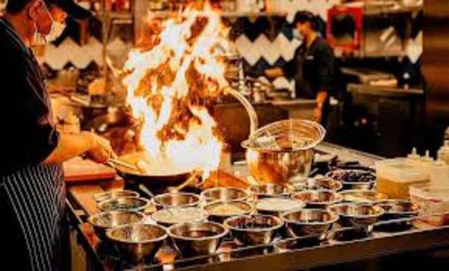 Especialista en Comida Oriental para local en Santiago