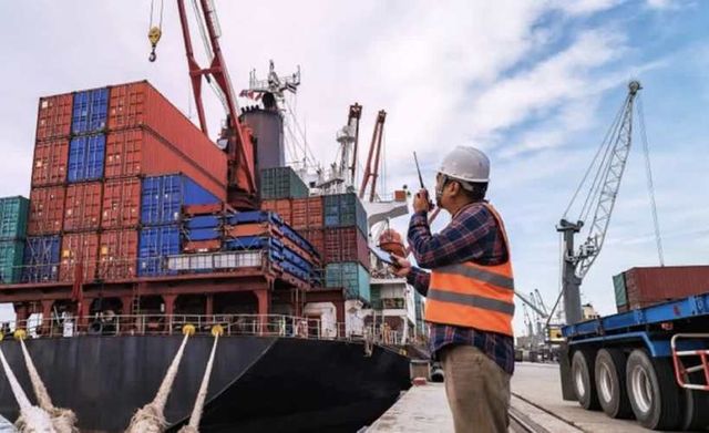 Operario Control de Transito puerto en Iquique