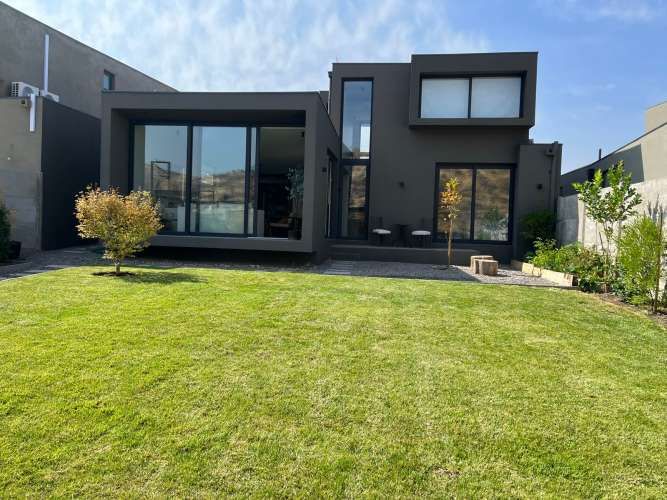 VENTA CASA MEDITERRANEA CONDOMINIO EXCLUSIVO CHICUREO