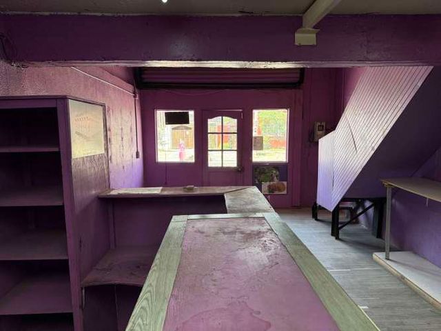 Se arrienda local comercial