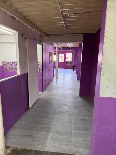 Se arrienda local comercial