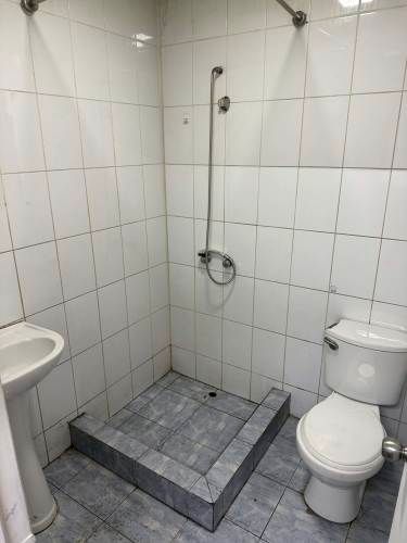 Se arrienda local comercial