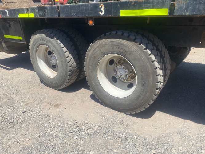 CAMION PLANO Marca INTERNATIONAL Modelo 7600 Año 2019