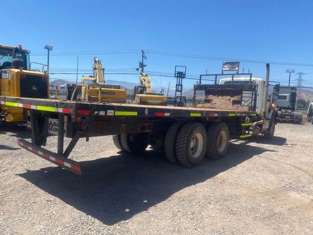 CAMION PLANO Marca INTERNATIONAL Modelo 7600 Año 2019