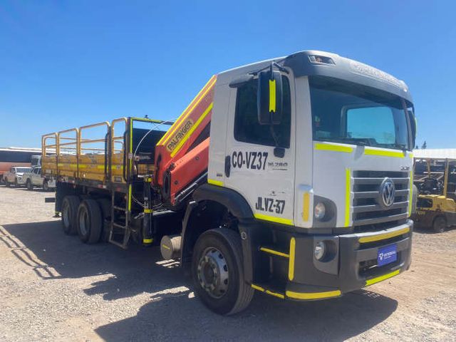 CAMION CON PLUMA Marca VOLKSWAGEN Modelo CONSTELLATION 26.280 DC Año 2017