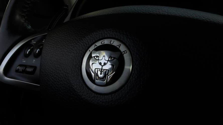 Jaguar XF  R 5.0 Supercharged (2013)