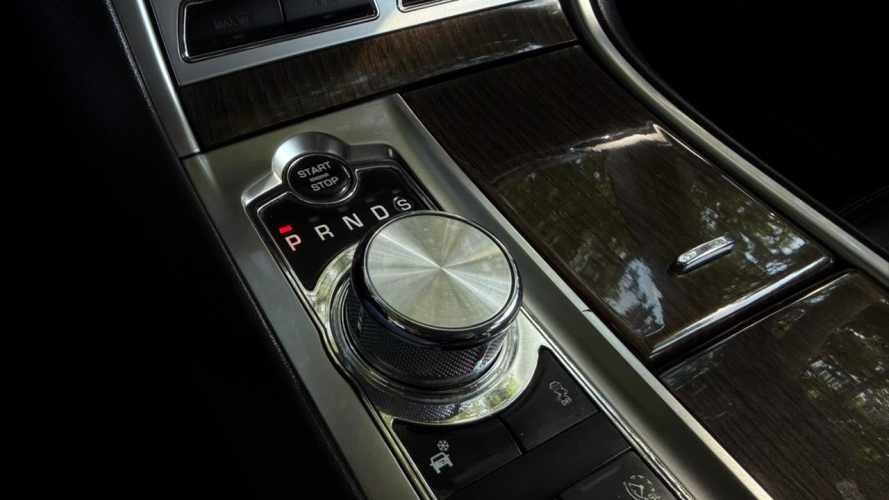 Jaguar XF  R 5.0 Supercharged (2013)