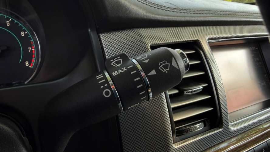 Jaguar XF  R 5.0 Supercharged (2013)