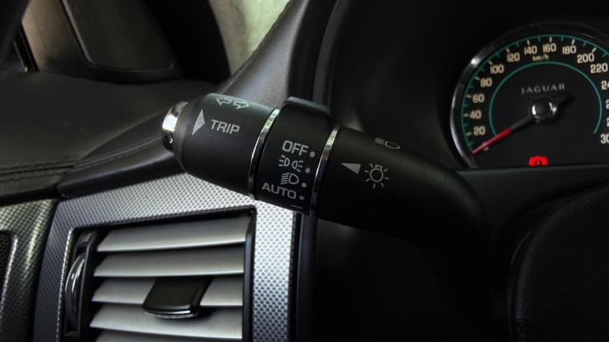 Jaguar XF  R 5.0 Supercharged (2013)