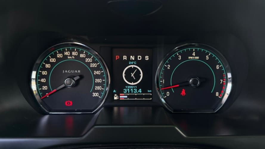 Jaguar XF  R 5.0 Supercharged (2013)