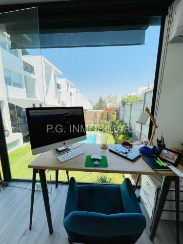 Preciosa Casa en Hermosa Ubicación (127750)