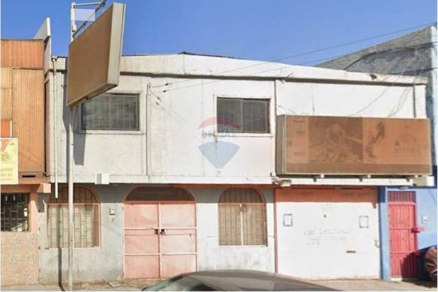 Oportunidad, local comercial, se escuchan ofertas.