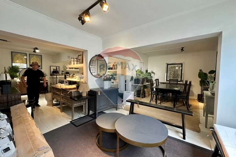 Local ccial alonso cordova casi esq vitacura