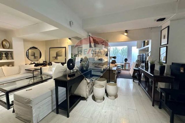 Local ccial alonso cordova casi esq vitacura